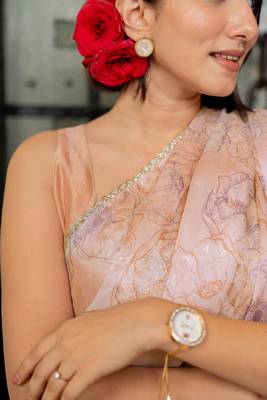 Light peach chiffon foil floral print lace border saree with unstiched blouse piece 5