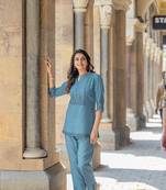 Women Viscose Slub Ethinc Short Kurta With Pent