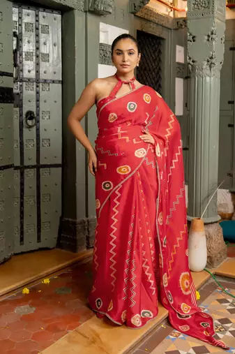 Red chiffon chevron zig zag block print lace border saree with unstiched blouse piece