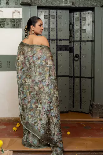 Light peach chiffon floral print lace border saree with unstiched blouse piece
