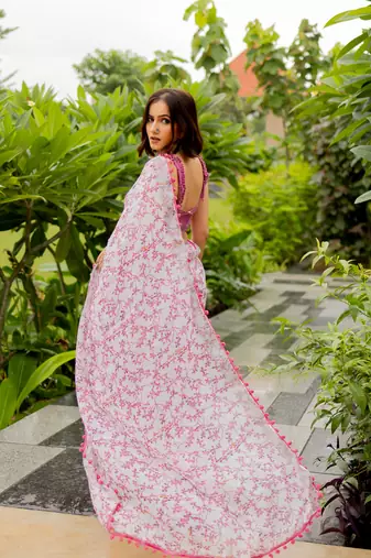 White cotton blend leaf print pom pom lace border saree with unstiched blouse piece