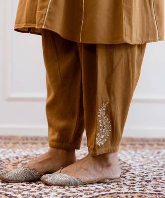 Brown anti fit anarkali suit set 5