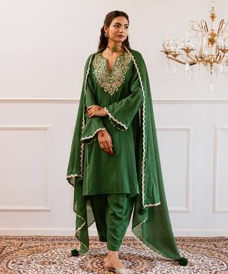 Green anti fit anarkali suit set 1