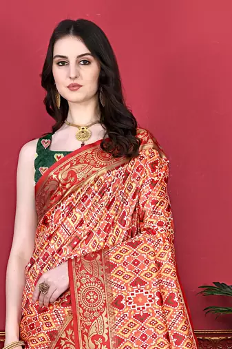 Peach Paithani Silk blend Printed Saree 