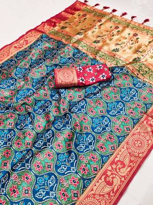 Navy Blue Paithani Silk blend Printed Saree  3
