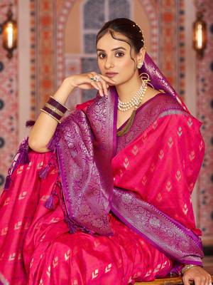 Red Banarasi Style Soft Silk blend Zari Border & Threads work Saree With Blouse 4