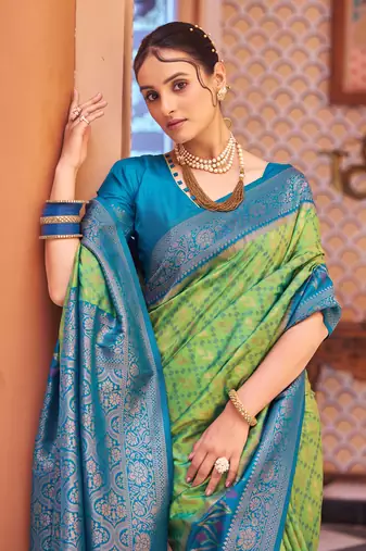 Green Banarasi Style Soft Silk blend Zari Border & Threads work Saree With Blouse