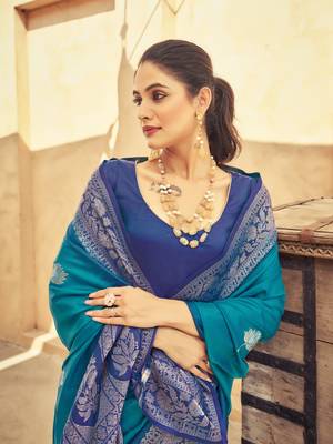 Teal Elegant Silk Blend Festive Wear Thread Work Beautiful Border Saree With Blouse 5