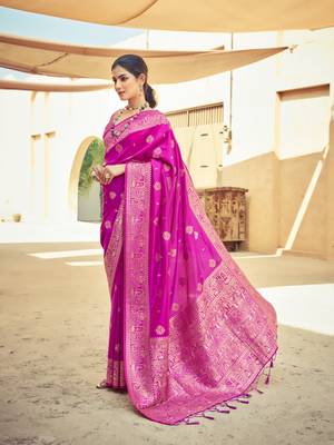Pink Elegant Silk Blend Festive Wear Thread Work Beautiful Border Saree With Blouse 5