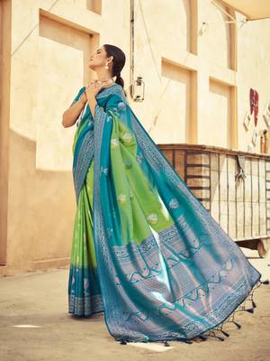 Green Elegant Silk Blend Festive Wear Thread Work Beautiful Border Saree With Blouse 2