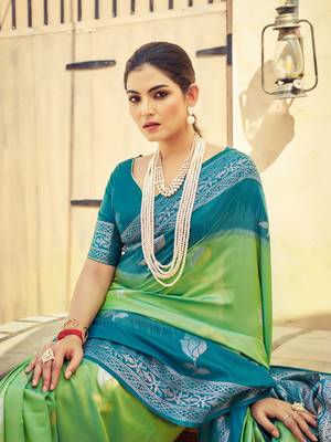 Green Elegant Silk Blend Festive Wear Thread Work Beautiful Border Saree With Blouse 5