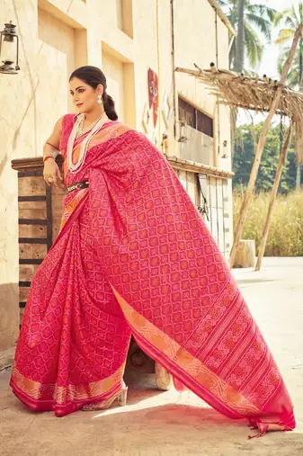 Pink Elegant Cotton Blend Festive Wear Saree With Blouse