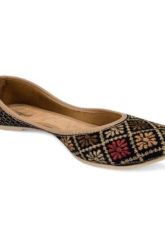 Black thread work flats