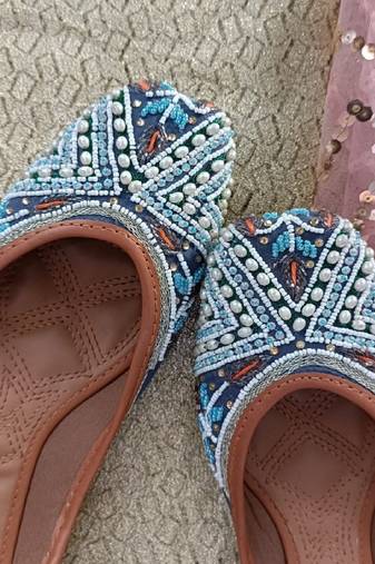 Navy blue criss cross flats