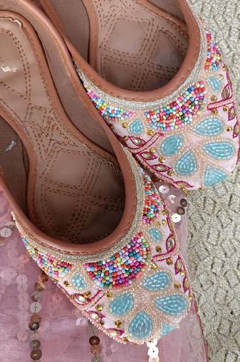 Peach multicolor pearl flats