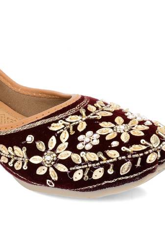 mavelvet wedding   flats