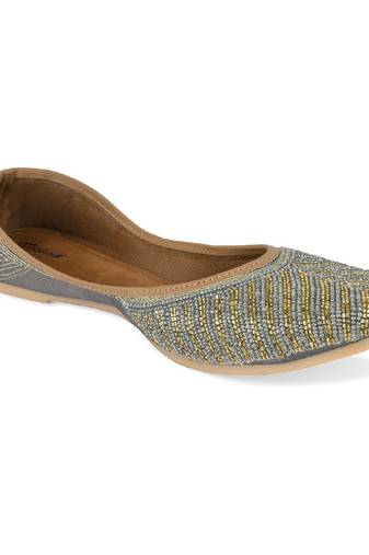 Sleek pearl grey flats