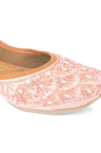 Peach pearl net flats