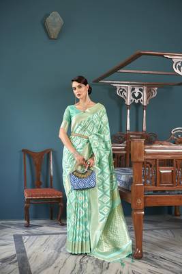 Sea Green Organza Ethnic Motifs Thread Design Zari Saree With Blouse 1