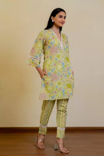 Mustard Green Regular Fit Cotton Floral Foil Printed Kurta With Pant
