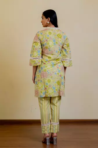 Mustard Green Regular Fit Cotton Floral Foil Printed Kurta With Pant
