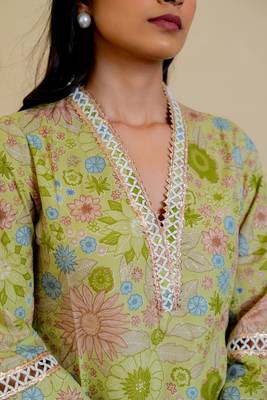 Mustard Green Regular Fit Cotton Floral Foil Printed Kurta With Pant 4