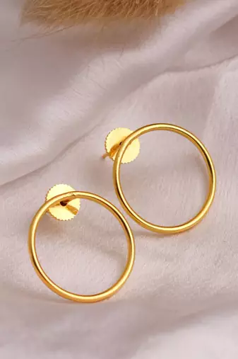 Simple round studs - gold plated