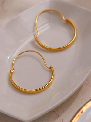 Minimalist half moon hoops 3