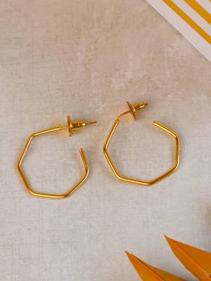 Ultra light hexagon hoop earrings 1