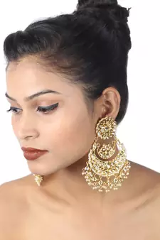 Stunning Chandbalis