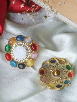 Elegant multi-colour studs 2