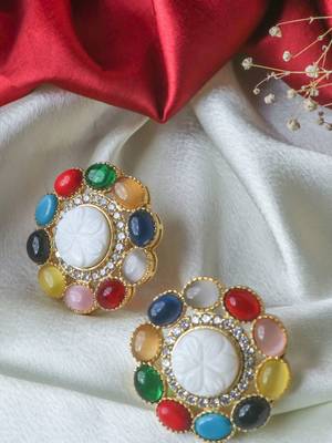 Elegant multi-colour studs 3