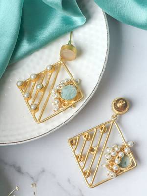 Handcrafted matte plated pastel stone earring 2