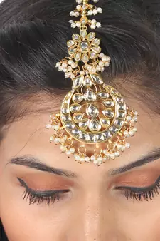 Kundan Maangtikka