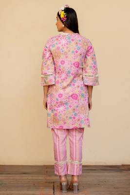 Women's Pink Blue Regular Fit Cotton Floral Foil Printed Kurta With Pant 3