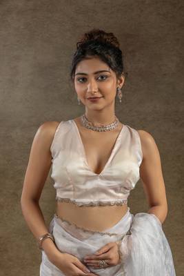 white woven tissue crush one minute saree 5