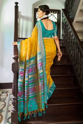 Yellow Elegant Slub Blend linen Thread Work Tassels Saree WIth Blouse 3