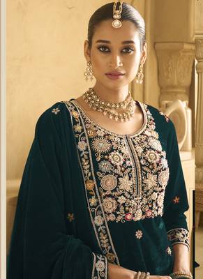 Green velvet embroidered palazzo suit 2