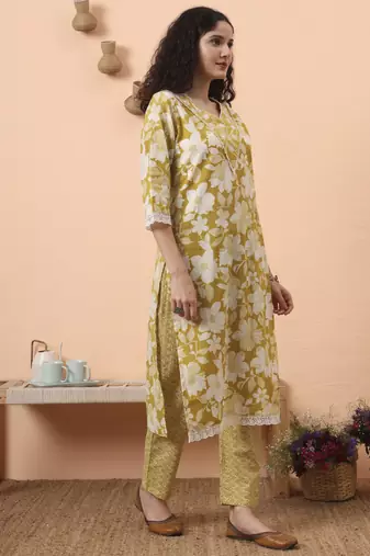 green pure cotton ethnic motifs straight kurta pant set