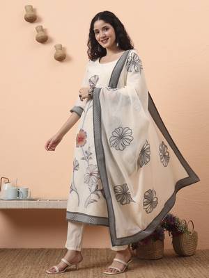 off-white handloom cotton weaved  kurta dupatta pant set with cotton mal lining 2