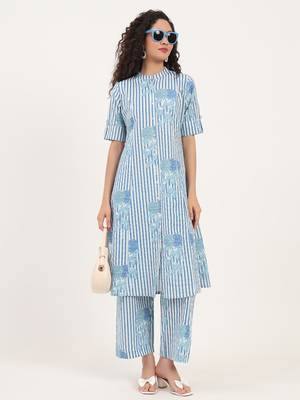 Divena blue floral printed cotton co-ords sets 5