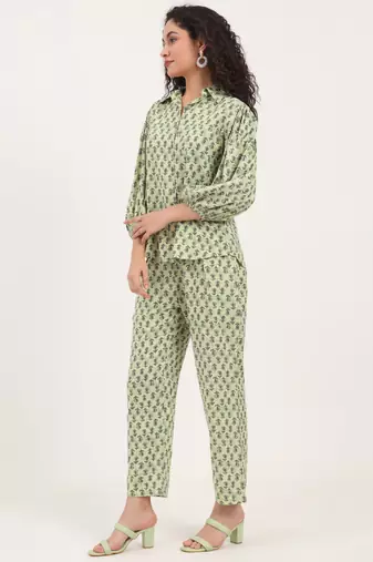 Divena green floral print rayon fabric  shirts pant with crop top three piece set