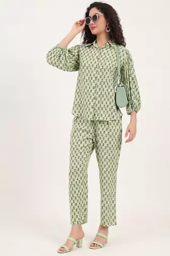 Divena green floral print rayon fabric  shirts pant with crop top three piece set