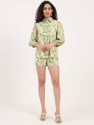 Divena green floral print rayon fabric  shirts shorts with crop top three piece set 5