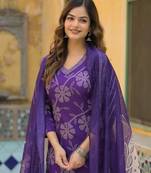 Women purple rayon blend bandhani printed straight kurta trouser with dupatta