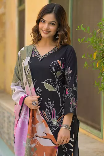 Women black rayon blend floral printed straight kurta trouser with dupatta