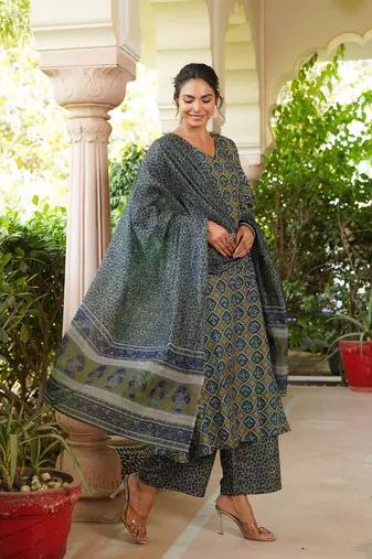 Women olive rayon blend floral printed a-line kurta palazzo with dupatta