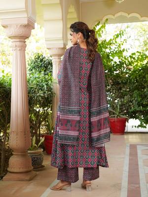 Women maroon rayon blend floral printed a-line kurta palazzo with dupatta 4