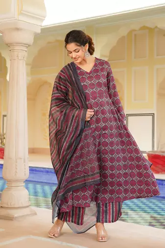 Women pink rayon blend floral printed a-line kurta palazzo with dupatta