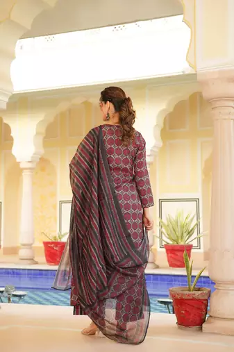 Women red rayon blend floral printed a-line kurta palazzo with dupatta